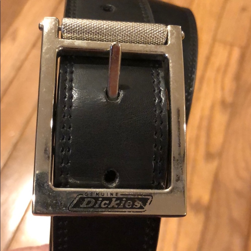 Dickies Leather Belt. Size 40. Reversible - Picture 3 of 10